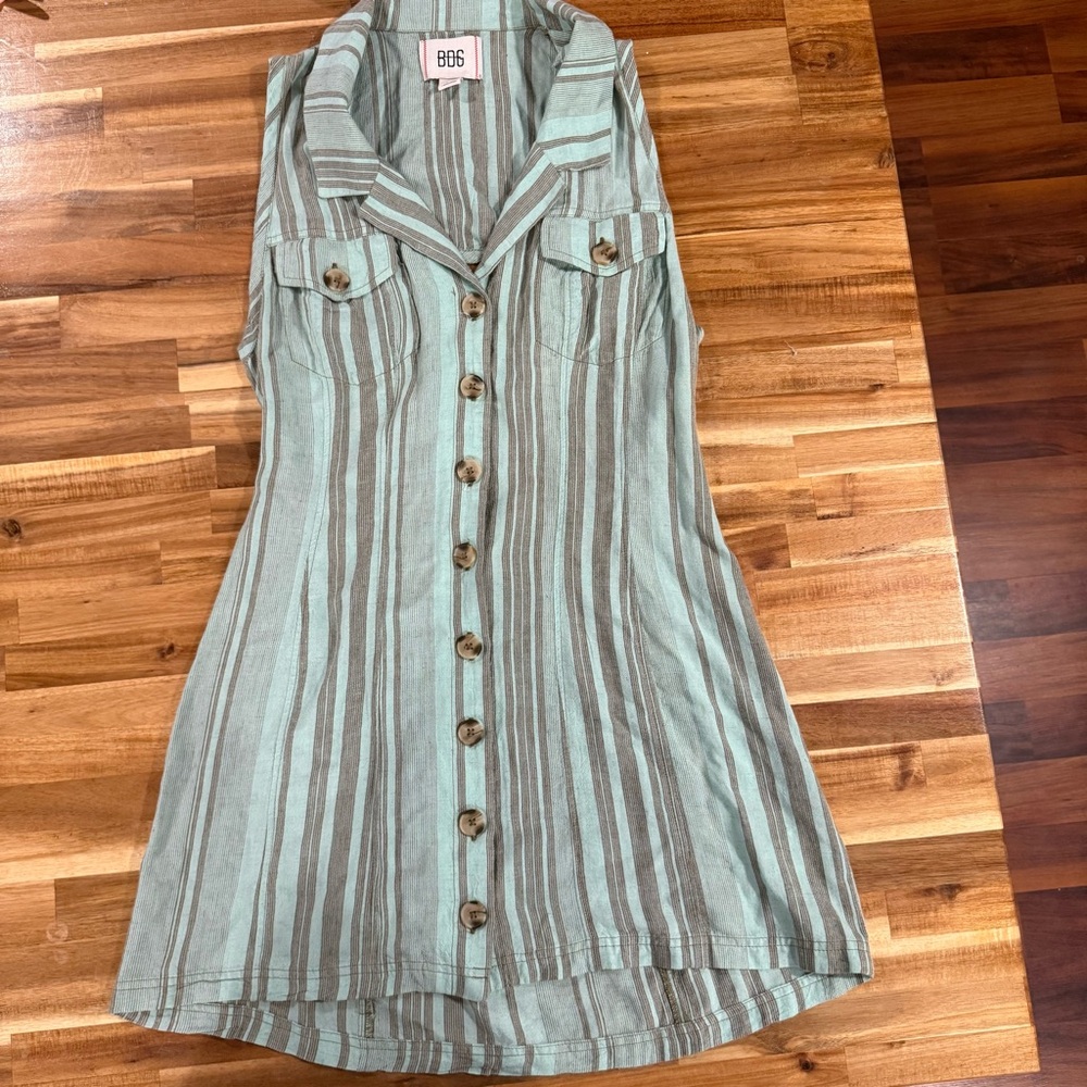 BDG Striped Summer Sleeveless Button-Down Dress with Back Cutout Size Large
